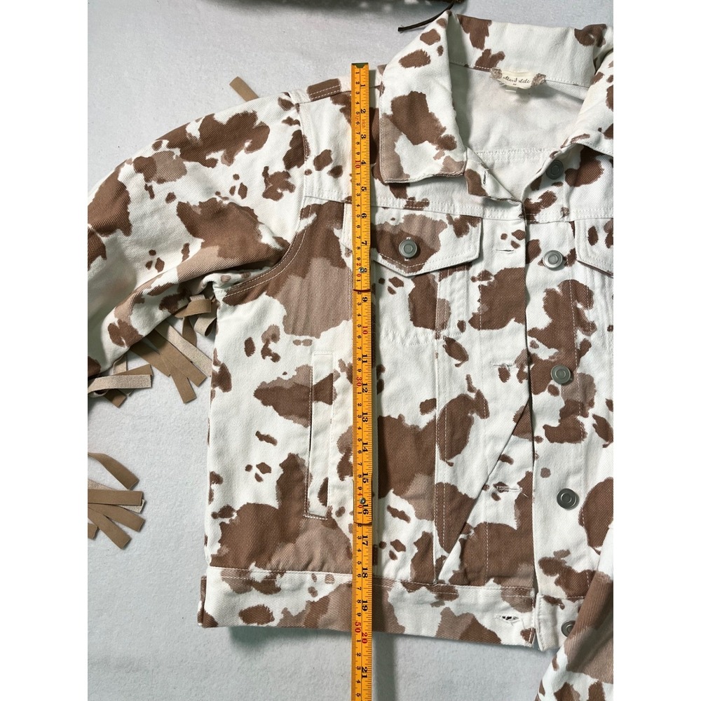 Altar'd State Cow Print Fringe Denim Jacket Western Coastal Cowgirl Boho Brown M - Picture 12 of 12